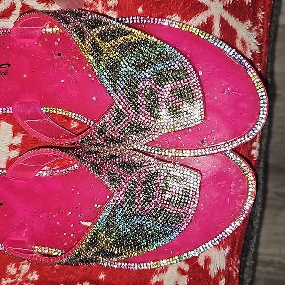 Beautiful colorful rhinestones slides - size 11- fits size 10 - high shine bling - Picture 1 of 4